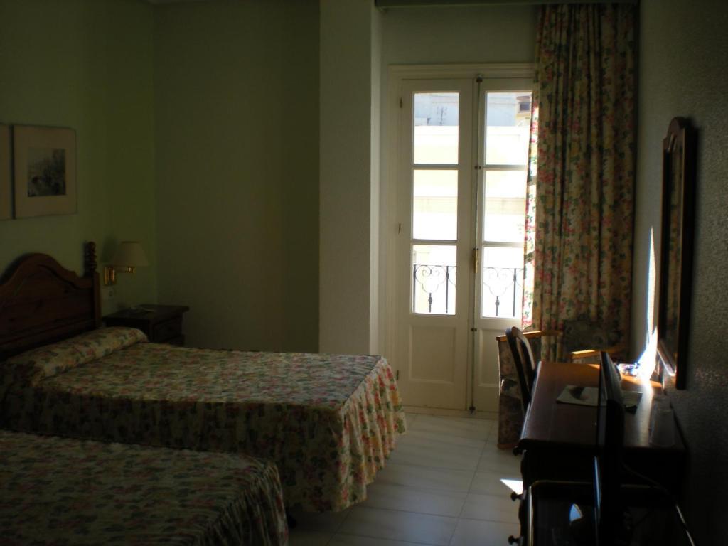 ורה Hotel Terraza Carmona חדר תמונה