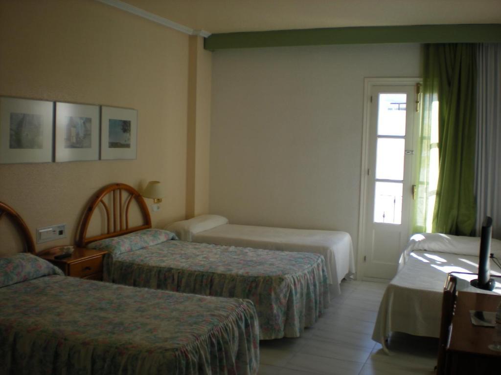 ורה Hotel Terraza Carmona חדר תמונה